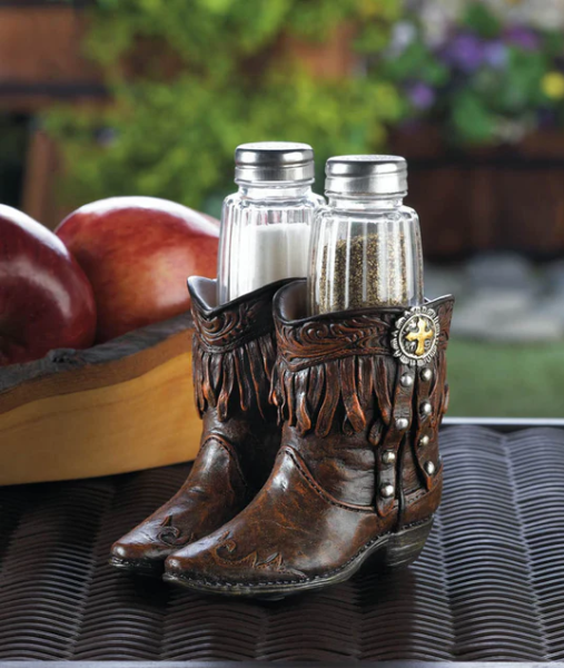 Cowboy S & P Shakers Holder Set