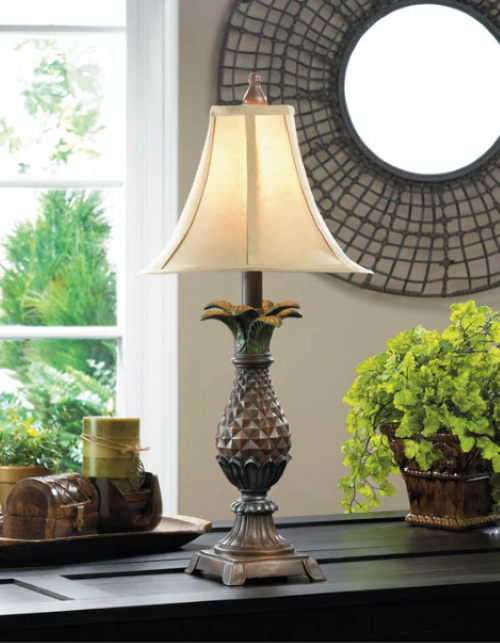 Tuscan Style Pineapple Table Lamp