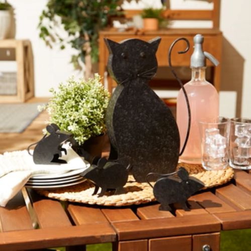 Cat and Mice Sculpture